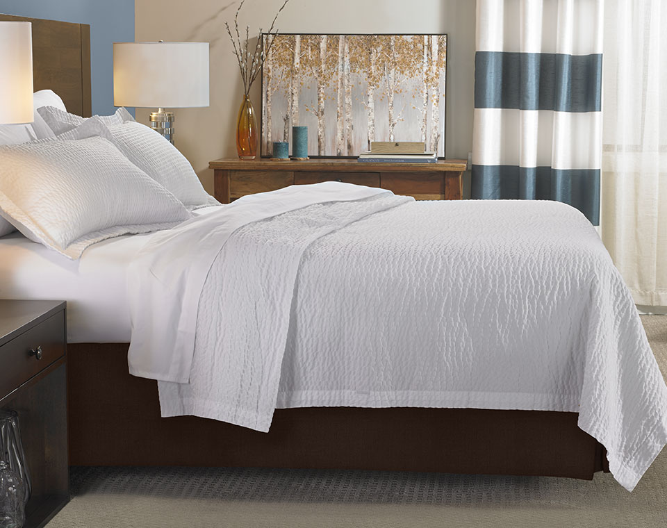 Harde ring Wacht even Umeki Fairfield by Marriott Bed & Bedding Set | Shop Hotel Quality Linens,  Pillows, Duvets and More